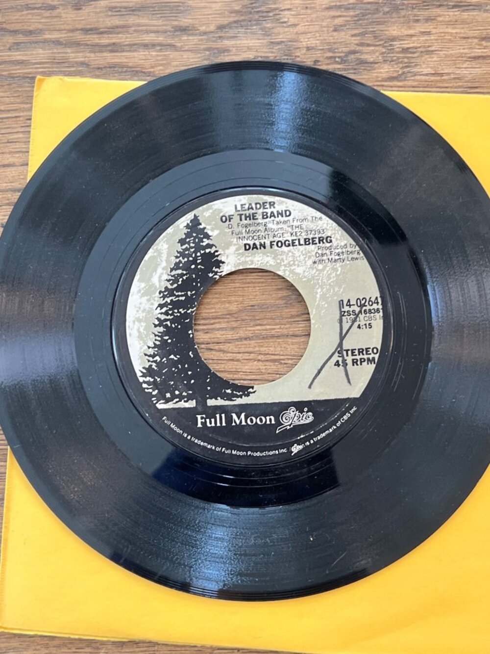 Dan Fogelberg - Times Like These / Leader Of The Band 45 RPM Full Moon Epic